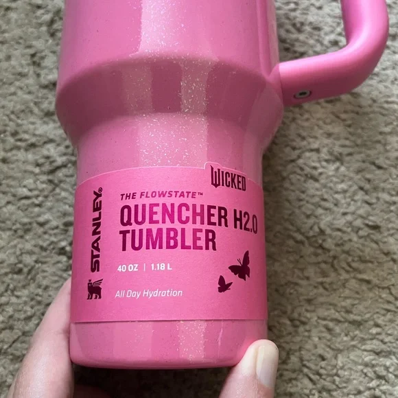 Limited Edition Stanley X Wicked Glinda Pink Quencher H2.0 Tumbler - Picture 3 of 7